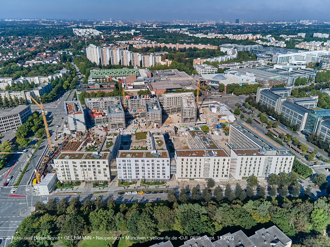 19.09.2021 - Perlach Plaza und Umgebung in Neuperlach 
